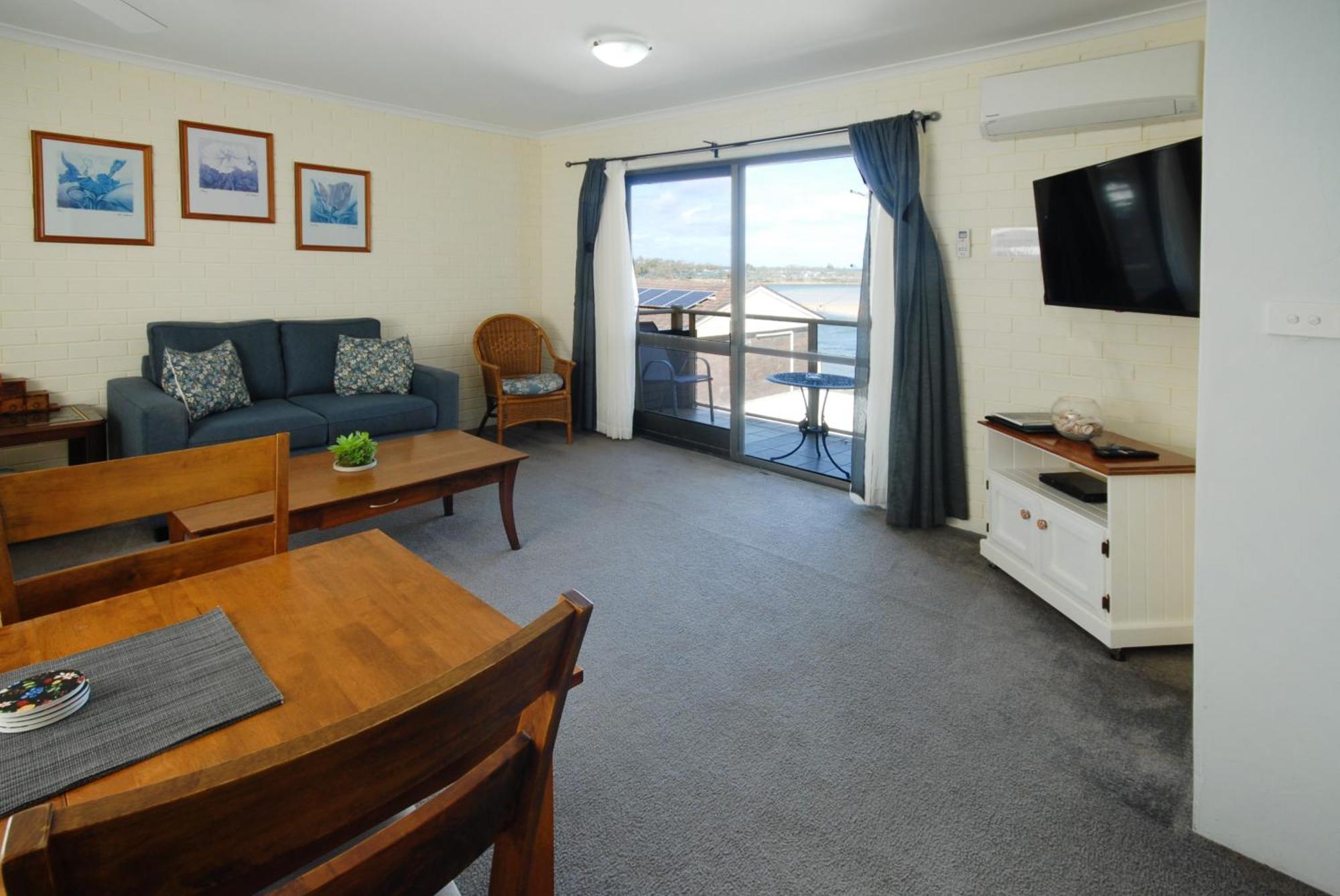 Marcel Towers Holiday Apartments Намбакка-Хедс Экстерьер фото