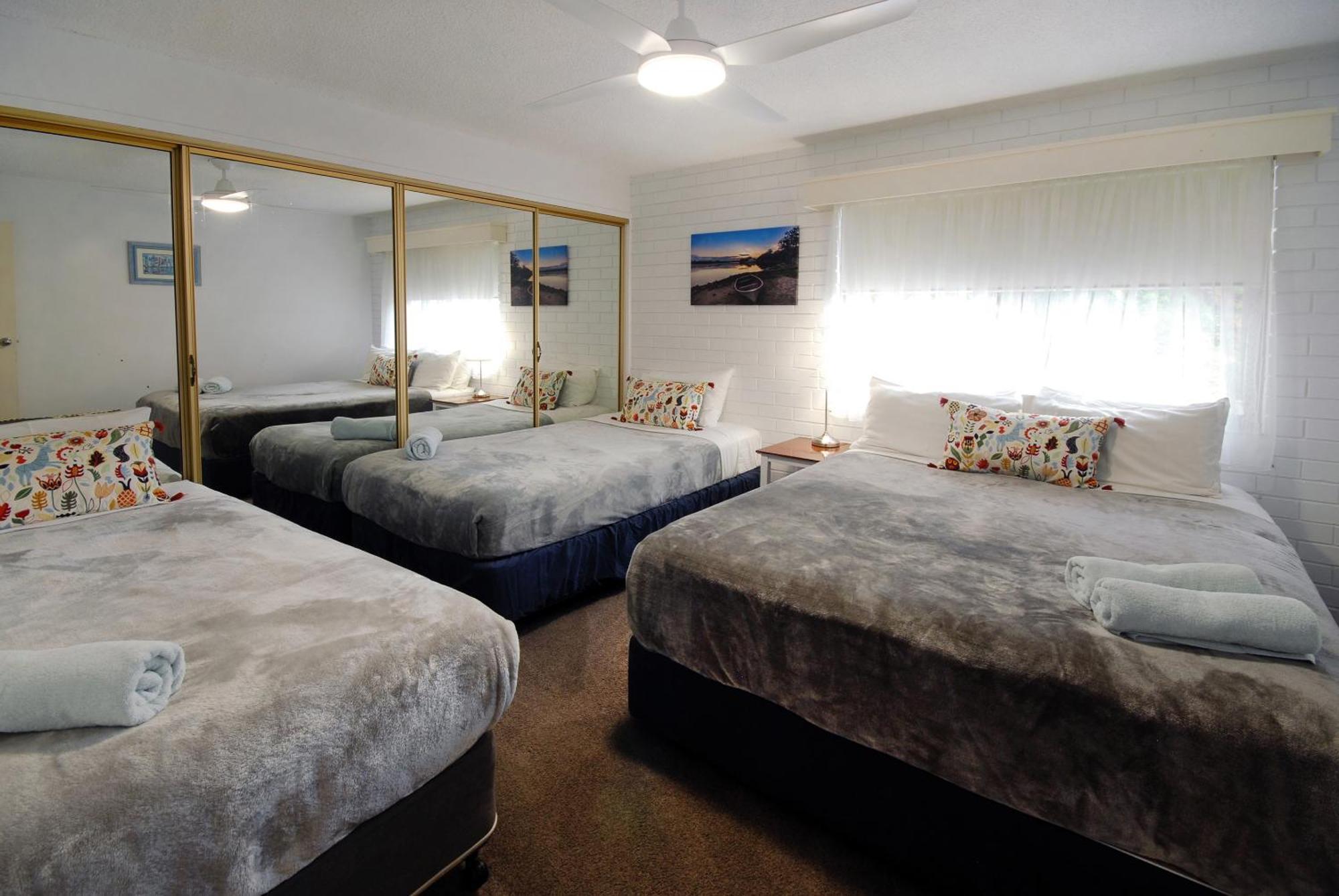 Marcel Towers Holiday Apartments Намбакка-Хедс Экстерьер фото