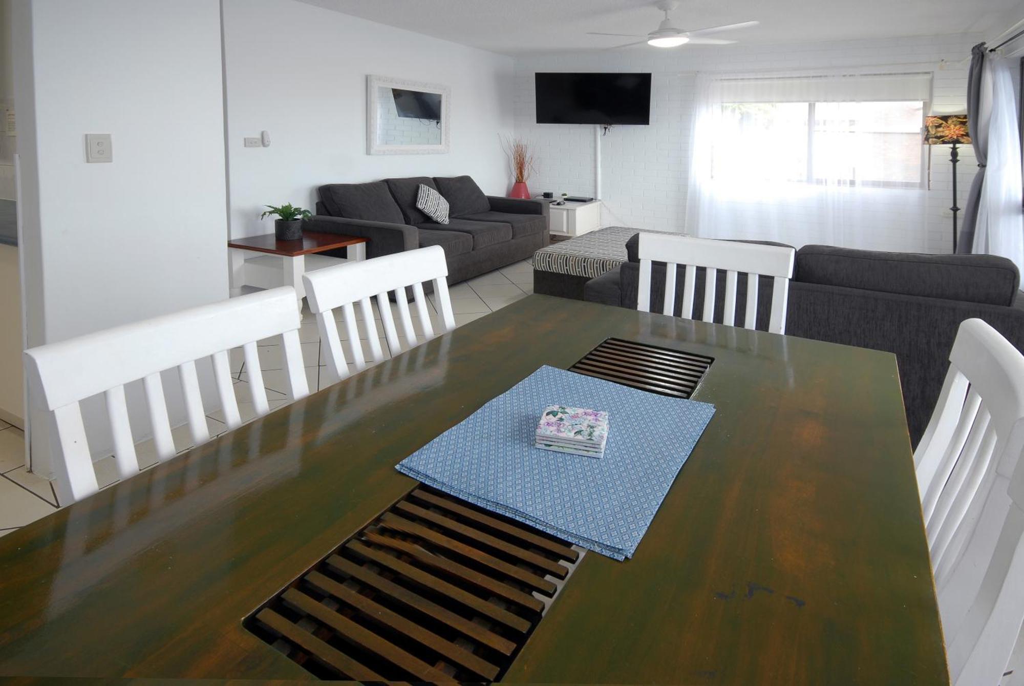 Marcel Towers Holiday Apartments Намбакка-Хедс Экстерьер фото