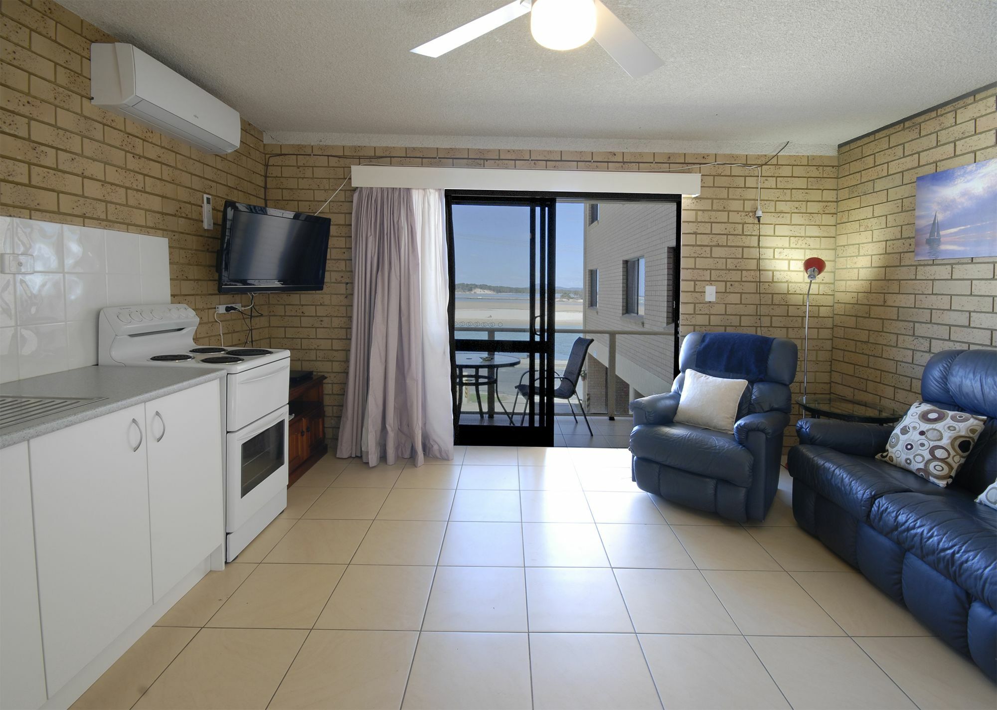 Marcel Towers Holiday Apartments Намбакка-Хедс Экстерьер фото